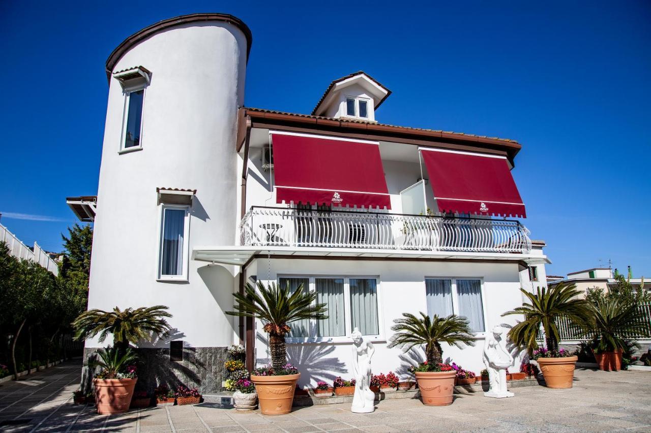 Ibisco Suites Pozzuoli Exterior photo